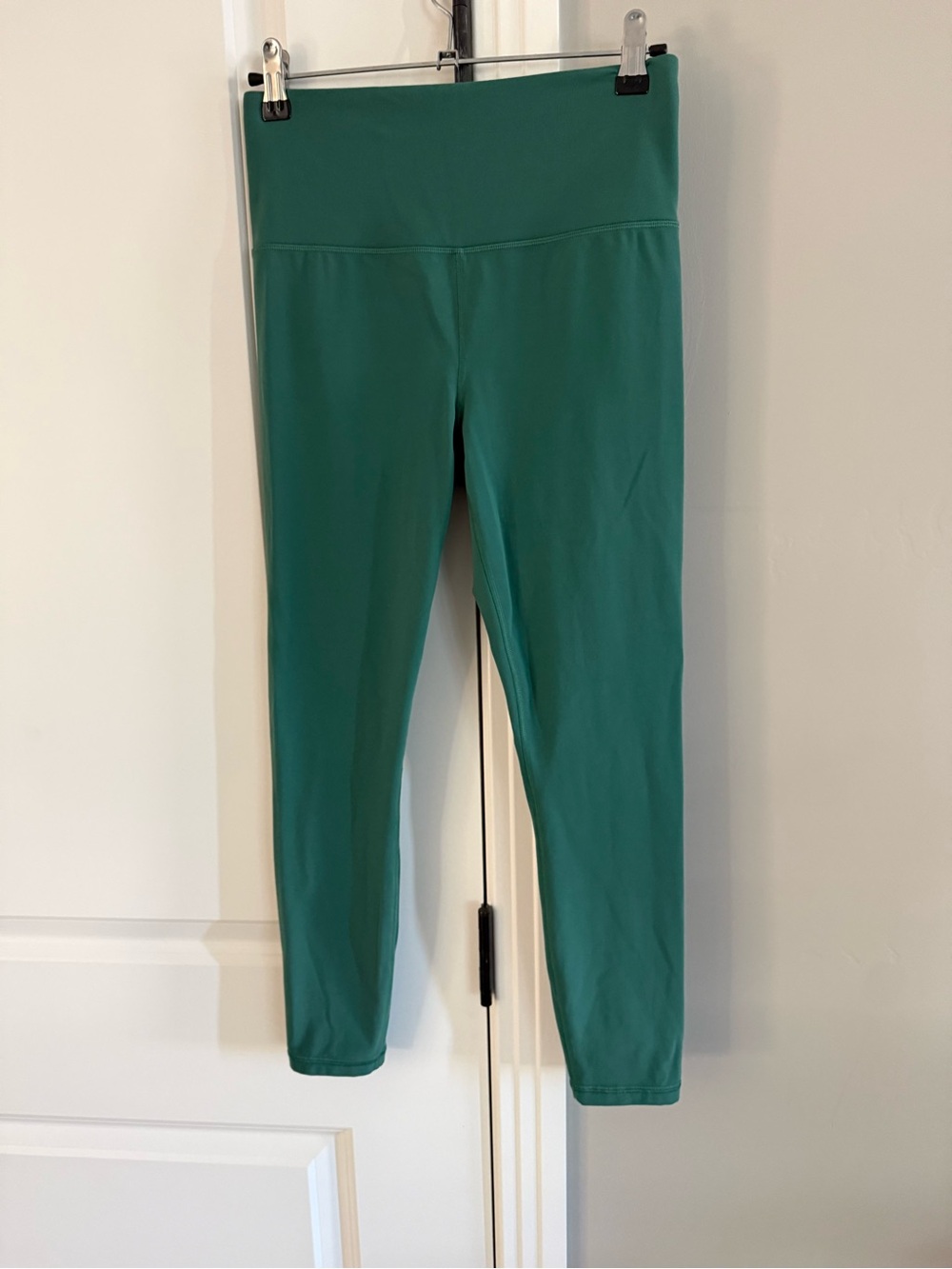 Athleta Ultra High Rise Elation 7/8 Tight, pine green, small